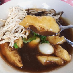 อาฟงกระเพาะปลาน้ำแดง สาขาเลย