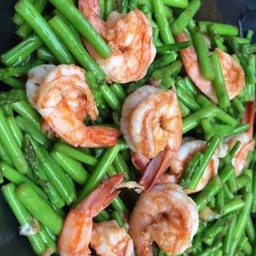 หน่อไม้ฝรั่งผัดกุ้ง
