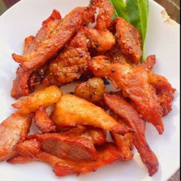 หมูหมักแซ่บแดดเดียวทอด