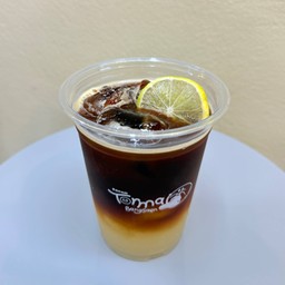 แบล็อคคอฟฟี่น้ำผึ้งมะนาว