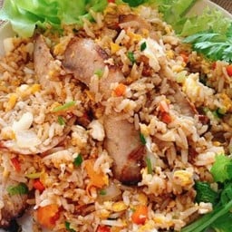 ข้าวผัดคอหมูย่าง