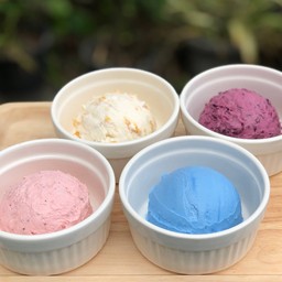 กรีกโยเกิร์ต ขนาด 125 กรัม (ซื้อ 3 แถม 1)