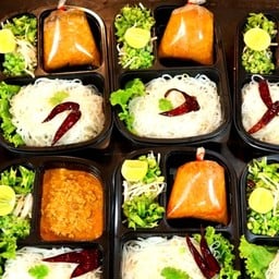 หมี่กะทิอุบล