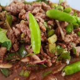 ลาบเนื้อสุก