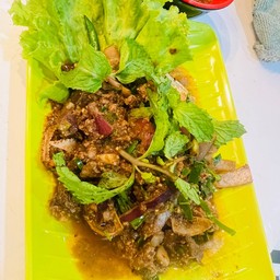 ก้อยคั่วเนื้อ