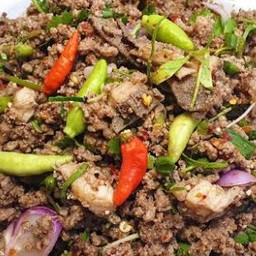 ลาบเนื้อ