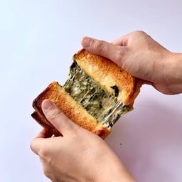 สุขุม (Sukhum)-แม่ริม