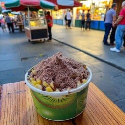 คลุกเนย