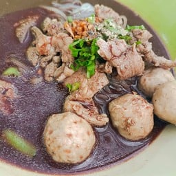 ก๋วยเตี๋ยวหมูสด