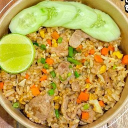 ข้าวผัดไข่หมูชิ้น/ไก่