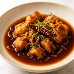 แซลมอนทอดราดซอสมะขาม