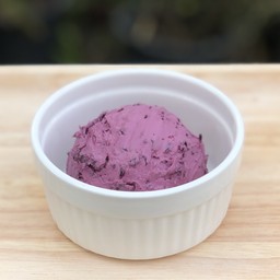 กรีกโยเกิร์ตมัลเบอร์รี่