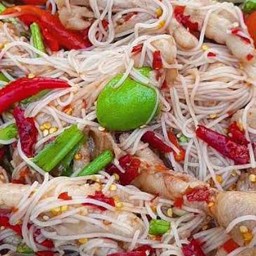 ตำซั่วตีนไก่