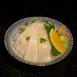 LM11. Aburi Engawa ข้าวหน้าครีบปลาตาเดียวเบิร์นไฟ