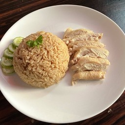 ข้าวมันไก่ต้ม พิเศษ