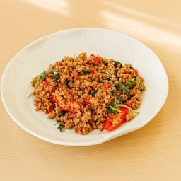 กระเพราหมูคั่วแห้ง