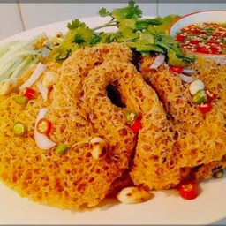 ยำปลาดุกฟู