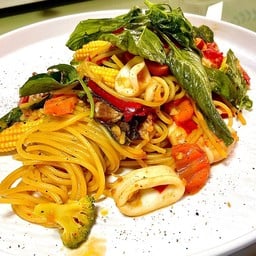 สปาเก็ตตี้ผัดขี้เมาทะเล