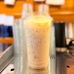 นมคาราเมลเย็น