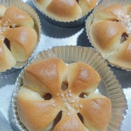 ขนมปังสับปะรด