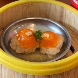 หมูไข่แดงเค็ม