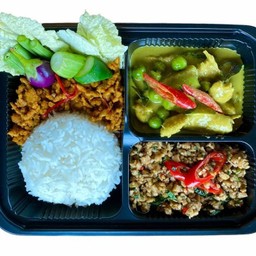 ราดกับข้าวเจ 3 อย่าง