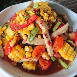 ตำข้าวโพดหมูยอ