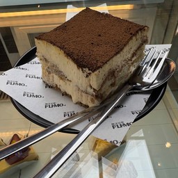 ทิรามิสุ โกเด้นท์ (golden tiramisu)