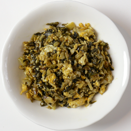 ผัดผักกาดดองใส่ไข่ | Stir-fried Pickled Cabbage with egg