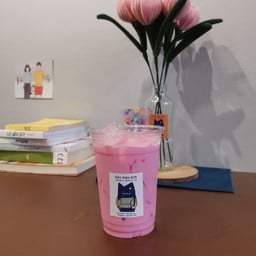 Pink Milk (นมชมพู)