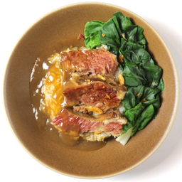 ข้าวหน้าเนื้อโกเบตุ๋นน้ำแดง | Rice with Plate Short Rib