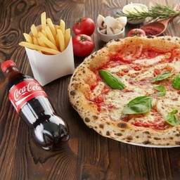 คอมโบ พิซซ่า + เครื่องดื่ม + อาหารทานเล่น