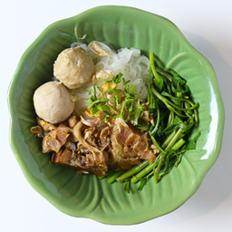 ก๋วยเตี๋ยวแห้ง ลูกชิ้น เนื้อเปื่อย| Dry noodles with beef balls, braised beef