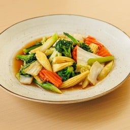 ผัดผักรวมมิตร