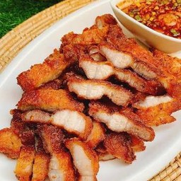 สามชั้นทอด