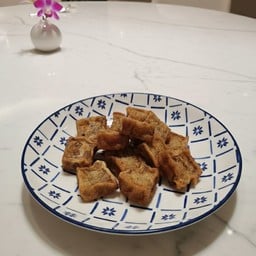 ลูกชิ้นทองสุข เจ้าดังจากเชียงใหม่ (หน้าโรงเรียนสตรีวิทย์2)