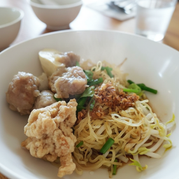 บะหมี่แห้ง