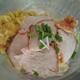 บะหมีี่เกี๊ยว+หมูแดง