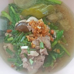 เกี๊ยว+หมูตุ๋น