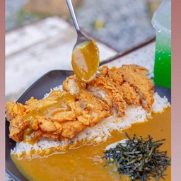 ข้าวแกงกะหรี่ไก่กรอบ L