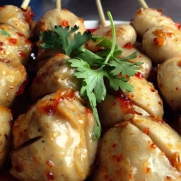 Pork tendon meatballs