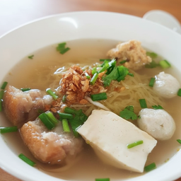 บะหมี่ น้ำใส