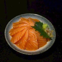 LM7. Dry-aged Salmon ข้าวหน้าแซลมอนดรายเอจ