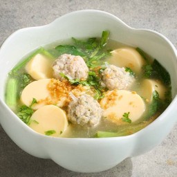 แกงจืดลูกเงาะ (เต้าหู้)