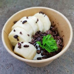 Simply greek yogurt & fruit กรีกโยเกิร์ต และผลไม้ ทองหล่อ