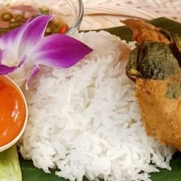 ข้าวหน้าห่อหมกย่าง@วชิราสตรีทฟู๊ด