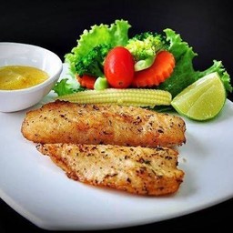 สเต็กปลาดอลลี่พริกไทยดำ