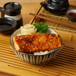 ข้าวหน้าท้องปลาแซลมอน