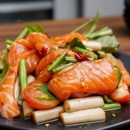 ตำไหลบัวแซลมอน+กุ้ง