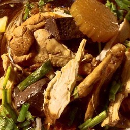 เตี๋ยวไก่มะระ ,หมูเย็นตาโฟ,หมูน้ำตก